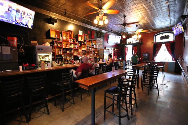 Downtown Sin Lounge 1111 Nuuanu Ave Kevin McDonald 808.780.6887 Downtown Sin Lounge 1111 Nuuanu Ave Kevin McDonald 808.780.6887