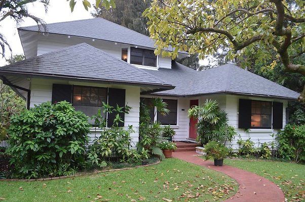Nuuanu 262 Dowsett Ave - Jared and Malia Schreck 220.1236