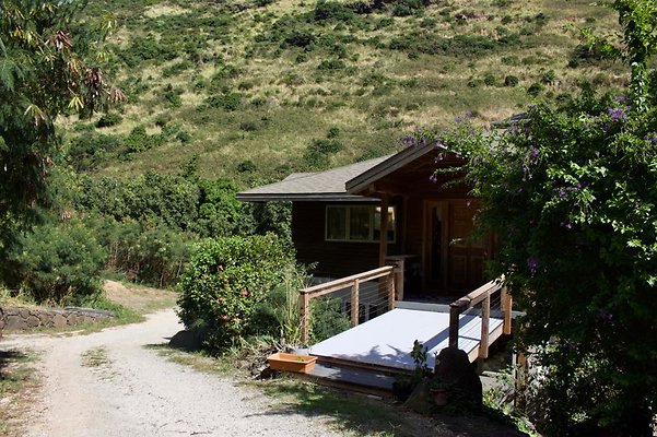 Aina Haina 55 Anolani St