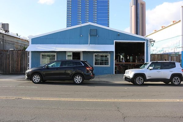 Kakaako Honolulu BeerWorks 328 Cooke St Jeff.Seideman 808.255.5911 Kakaako Honolulu BeerWorks 328 Cooke St Jeff.Seideman 808.255.5911