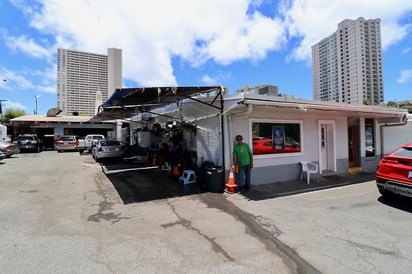 Honolulu Star Auto 1450 S Baretania St Kris Kershaw 808.853.8446