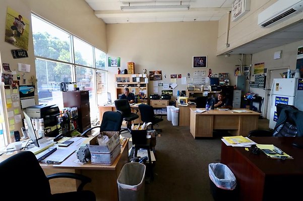 th Shaka Boyz Auto Sales 39 th Shaka Boyz Auto Sales 39