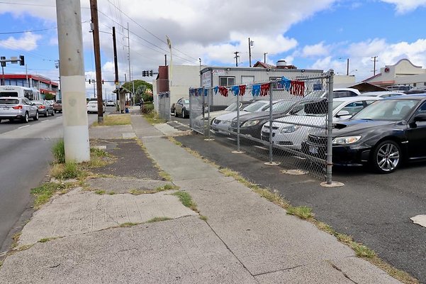 Honolulu Max Motors 1350 Dillingham Blvd Jon Tom 808.349.7729