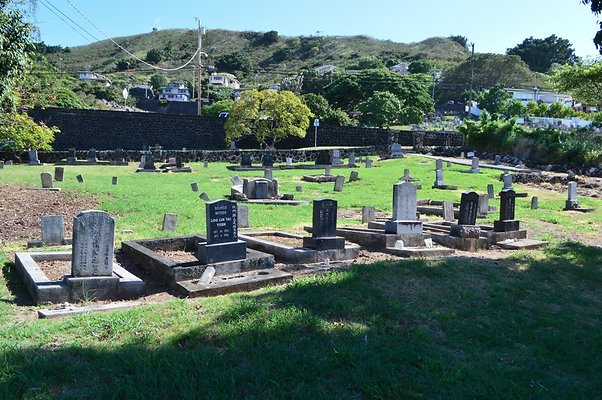 Yee King Tong Cemetery - NO CONTACT MADE