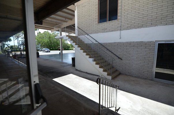 th DSC4930 th DSC4930