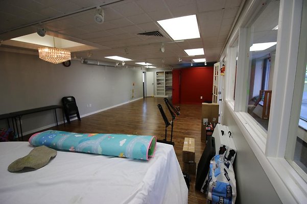 Makiki Art &amp; Music Classroom 1500 S. King St Mark Kuo 808.258.9492