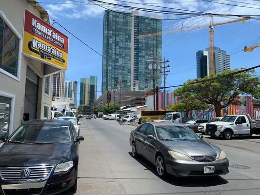 Kakaako 808 Gun Club 940 Queen St 808.597.1911