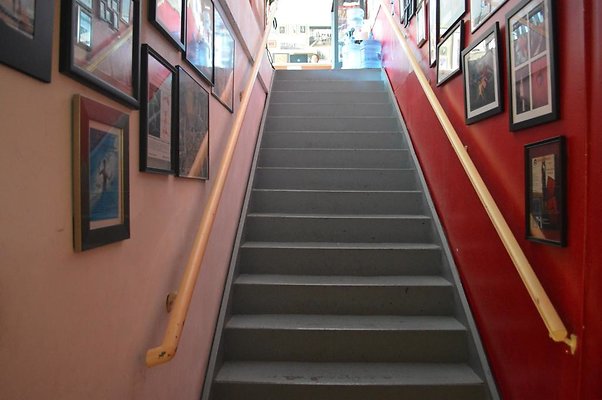 th DSC 0052 th DSC 0052