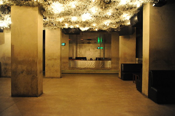 Addiction at the Modern Crystal DeRosier 808.943.5808 Addiction at the Modern Crystal DeRosier 808.943.5808