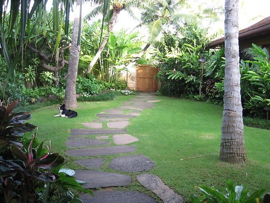 HI50 S5 Pietsch 24 Front Entrance