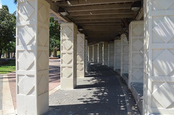 th DSC 0090 th DSC 0090