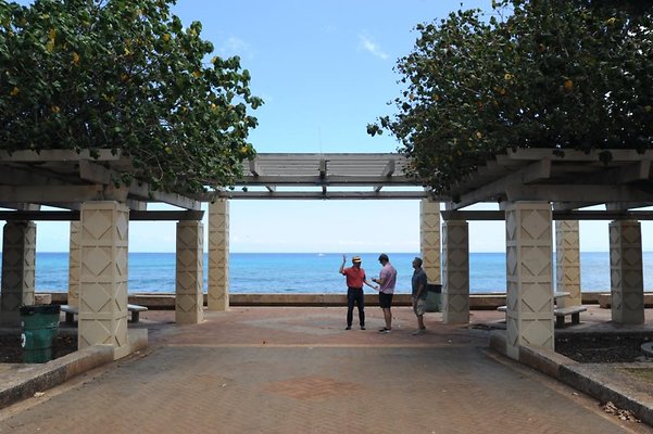 th DSC 4900 th DSC 4900