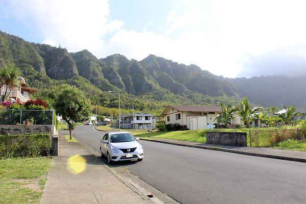 Waimanalo 41-305 Waiokeola St Kalani 808.783.3257