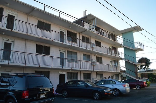 th DSC 0012 th DSC 0012