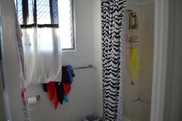 th DSC 0017 th DSC 0017