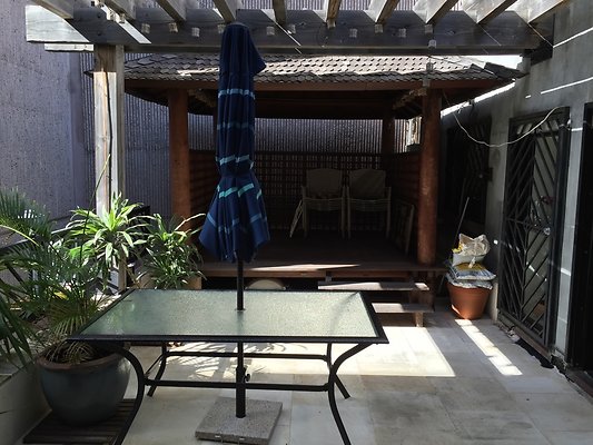 Chinatown 31 N King St Fritz 808.536.2767