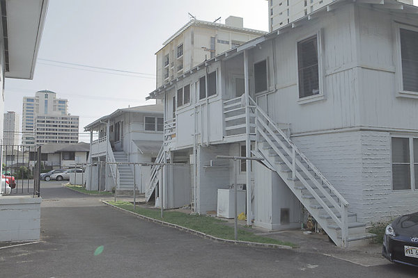 McCully 2230 Date St.-1 McCully 2230 Date St.-1