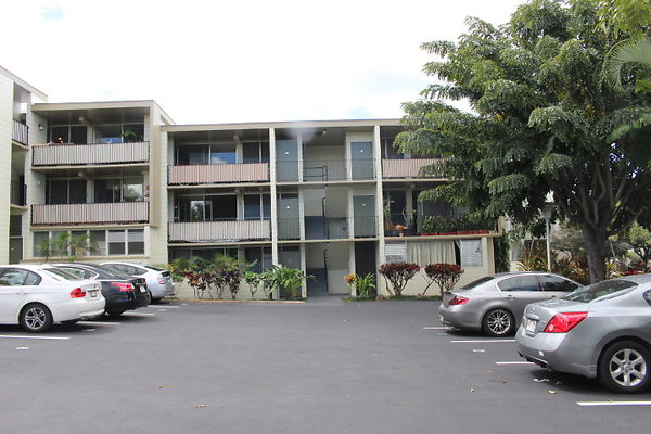 Diamond Head-3103 Pualei Circle no. 101 DH Lanai Jesse Liu 808.256.2929