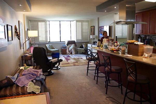 Liliha 60 N. Kuakini Apt 603 Rebecca Yee 384.7755 Liliha 60 N. Kuakini Apt 603 Rebecca Yee 384.7755