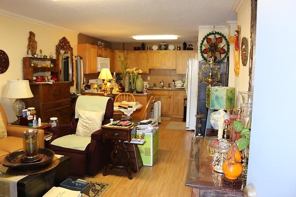 Apt 122 Firmo.Dayao 808.647.0405 Apt 122 Firmo.Dayao 808.647.0405