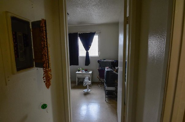 th DSC1916 th DSC1916