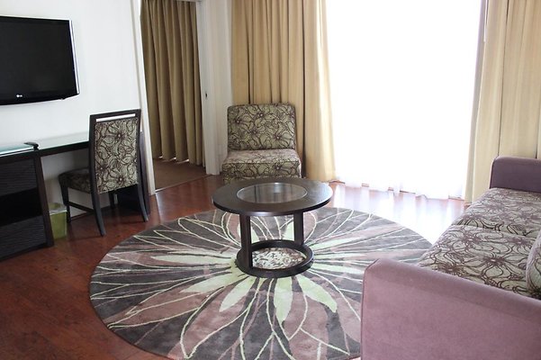 th IMG 2182 th IMG 2182