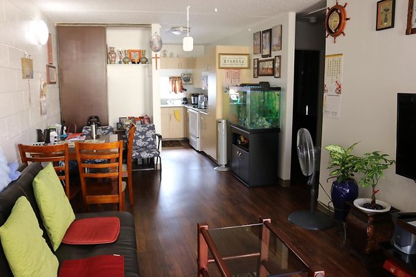 Apt 411 - Ep. 823 Cammys Apt - Apt 411 Ping Jiang - Translator-Mimi Chan 808.384.9005 Apt 411 - Ep. 823 Cammys Apt - Apt 411 Ping Jiang - Translator-Mimi Chan 808.384.9005