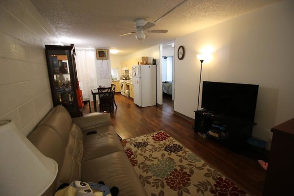 Apt 111 Jan & Jimmy 808.238.9956 Apt 111 Jan & Jimmy 808.238.9956