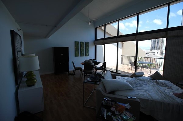 Downtown 1088 Bishop st unit 1088 Terry 808 227 6851