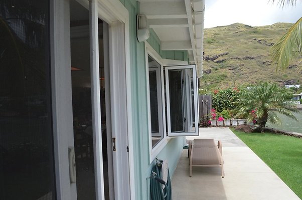 th DSC 0073 th DSC 0073