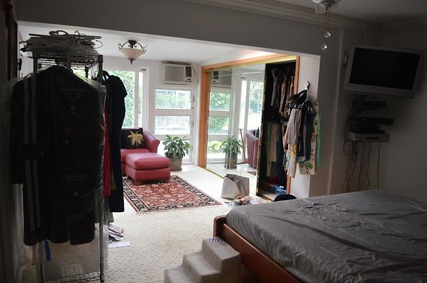 th DSC 0070 th DSC 0070