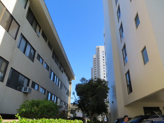 Makiki 727 Lukepane Makiki 727 Lukepane