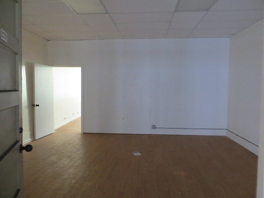 Chinatown 941 River St no. 270 Bob Cooper 808.375.7566