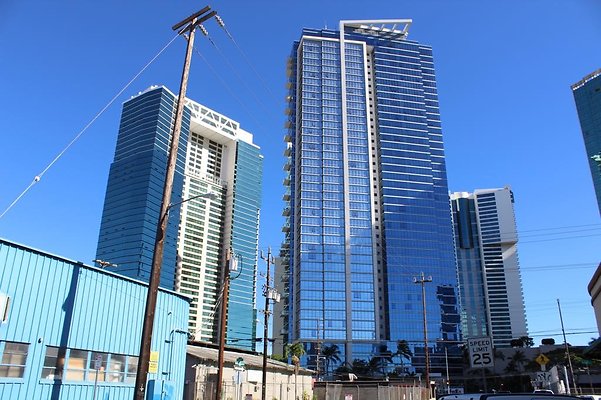 Ala Moana-88 Piikoi Hawaiki Twr Paul 808 589 1344