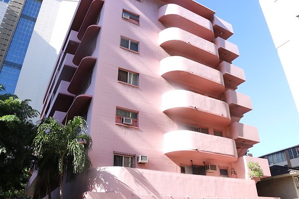 Waikiki Cove Unit 701 Marlene