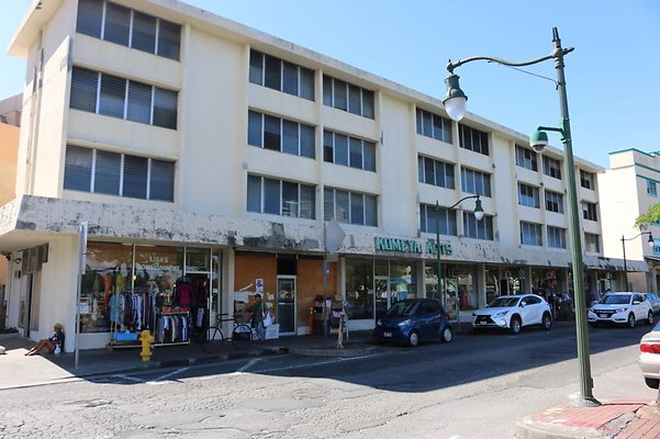 Chinatown Komeya Apts 1143 River St 808.538.1452