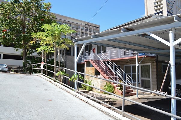 th DSC 0121 th DSC 0121