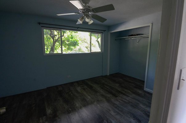 th DSC1810 th DSC1810