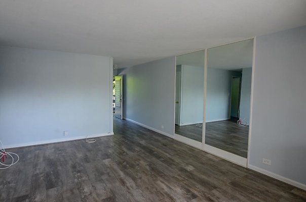 th DSC1808 th DSC1808