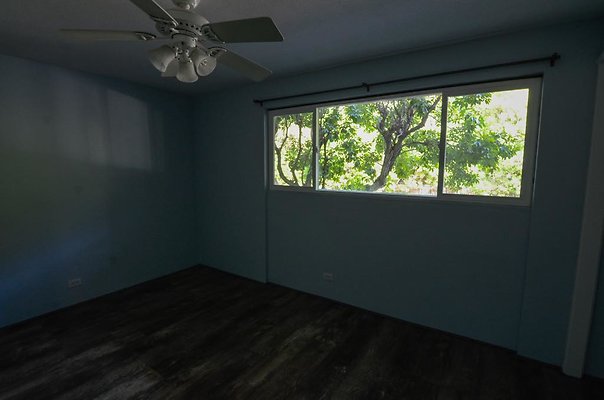 th DSC1812 th DSC1812