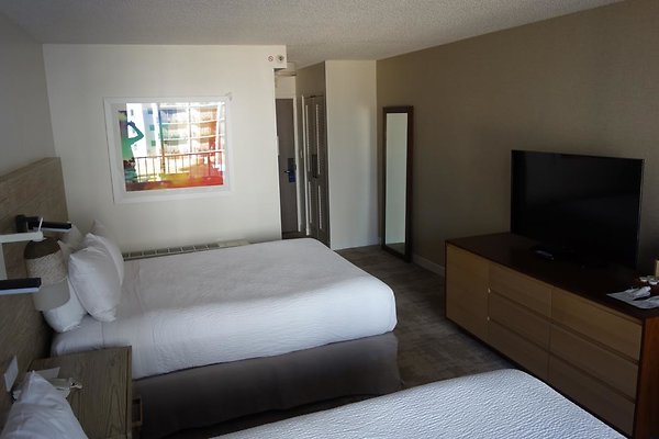 th DSC06799 th DSC06799