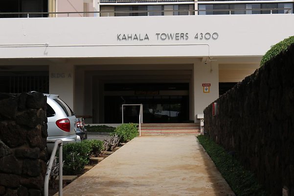 Kahala Kahala Towers 4300 Waialae Ave Kahala Towers 808.734.5222 Kahala Kahala Towers 4300 Waialae Ave Kahala Towers 808.734.5222