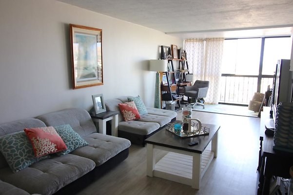 Apt B-802 Barbara De Lucca 808.683.8244 Apt B-802 Barbara De Lucca 808.683.8244