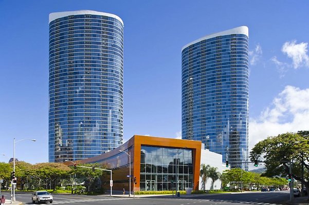 Moana Pacific 1296 Kapiolani Blvd Charlie.Remington 808.591.1896