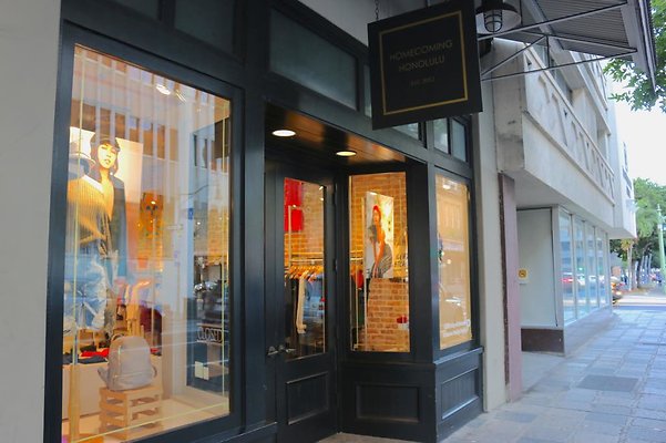 Chinatown Homecoming Honolulu 12 S King St Chantel (Mgr) 808.536.6000