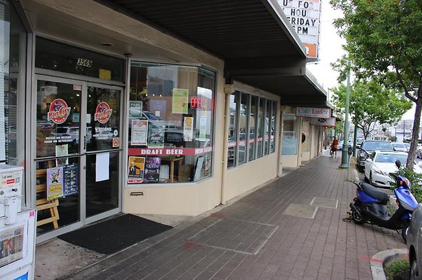 Big City Diner Kaimuki 3565 Waialae Ave Lane Muraoka 808.738.8855 Big City Diner Kaimuki 3565 Waialae Ave Lane Muraoka 808.738.8855