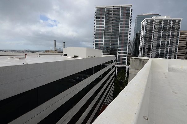 th DSC1677 th DSC1677