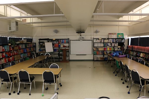 Hawaii School For deaf 3440 Leahi Rae 733 4999 Hawaii School For deaf 3440 Leahi Rae 733 4999