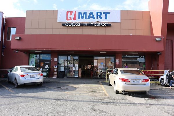 H-Mart 1010 Kaili St Irene.Yang 808.847.1155