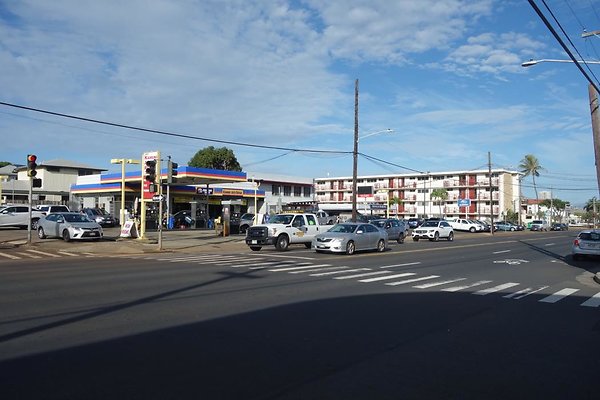 Kaimuki Rainbow Country Liquor 3398 Waialae Ave Ayano Barnhill 808.798.0930
